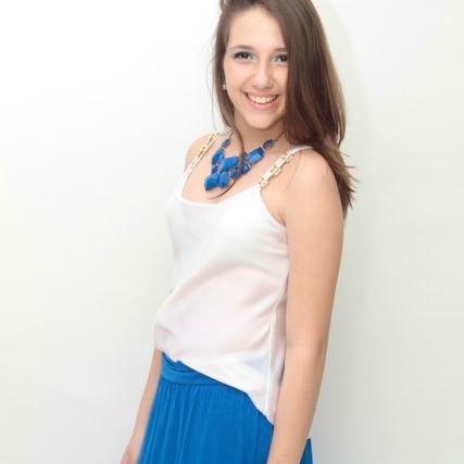 Giorebello's profile picture. Odeio quando gosto de u,a coisa e essa coisa vira modinha