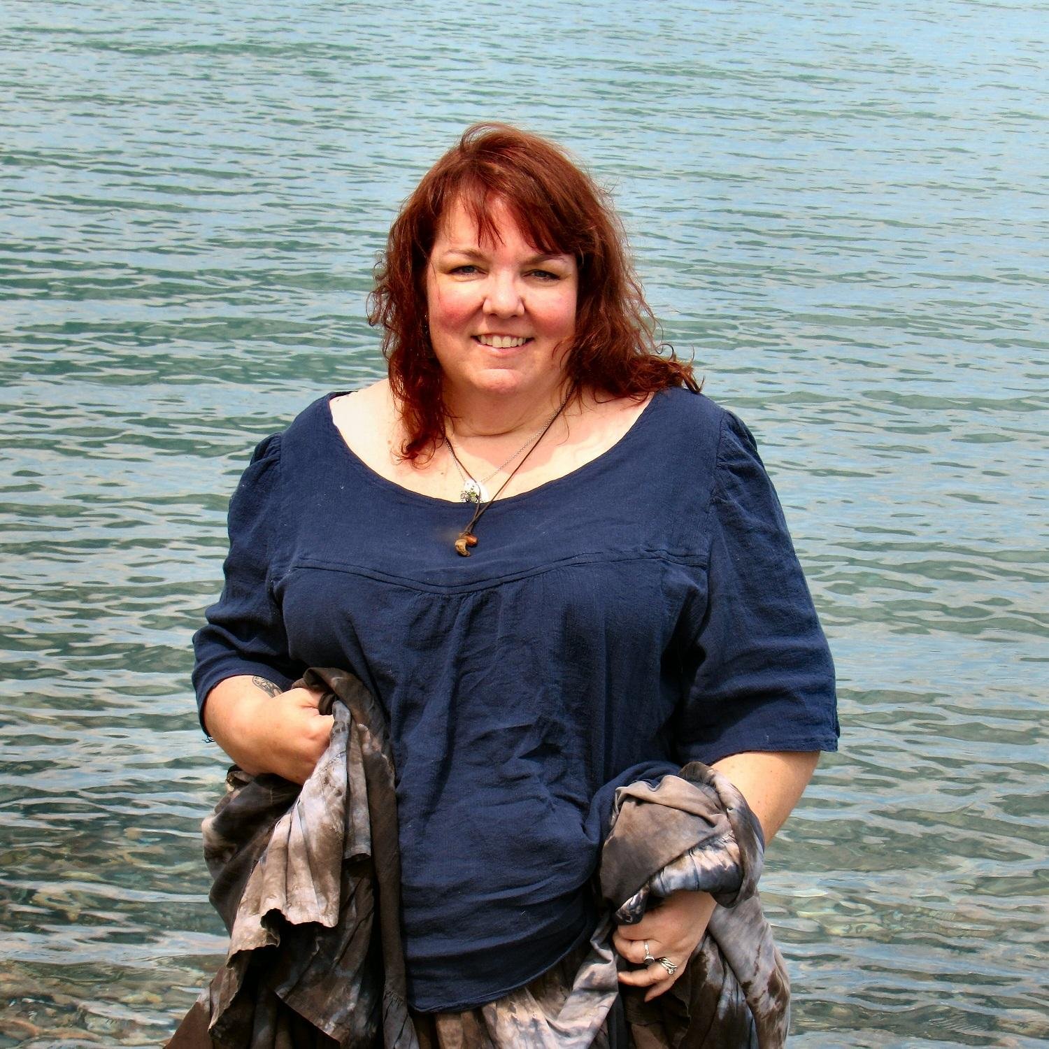 ChrisAllenRiley's profile picture. Lover of books, nature, cats and shiny things. Active disliker of cooking, cleaning and stress. Mom, editor & YA author - also a bit of a nerd. #YALit