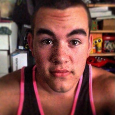 oHuulk's profile picture. 17 | AM CoD Player | PSN is oHuuik #GreenWall #BleedGreen