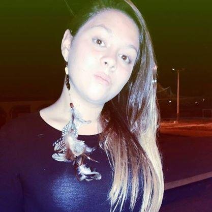 Erga essa cabeça,mete o pé e vai na fé manda essa tristeza embora basta acreditar que um novo dia vai raiar Sua hora vai Chegar! ¥