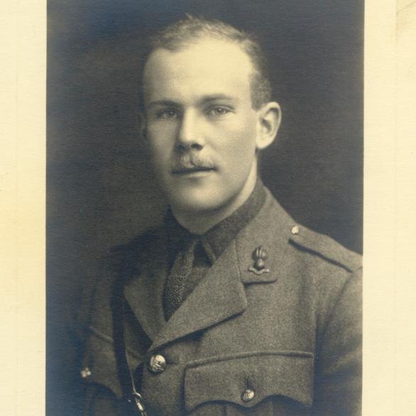 JamesWellsRoss's profile picture. @TorontoStar marks 100th anniversary of #WW1 through the eyes of Lt. James Wells Ross: UofT medical student, officer with 9th Field Artillery, 3rd Brigade, CEF.