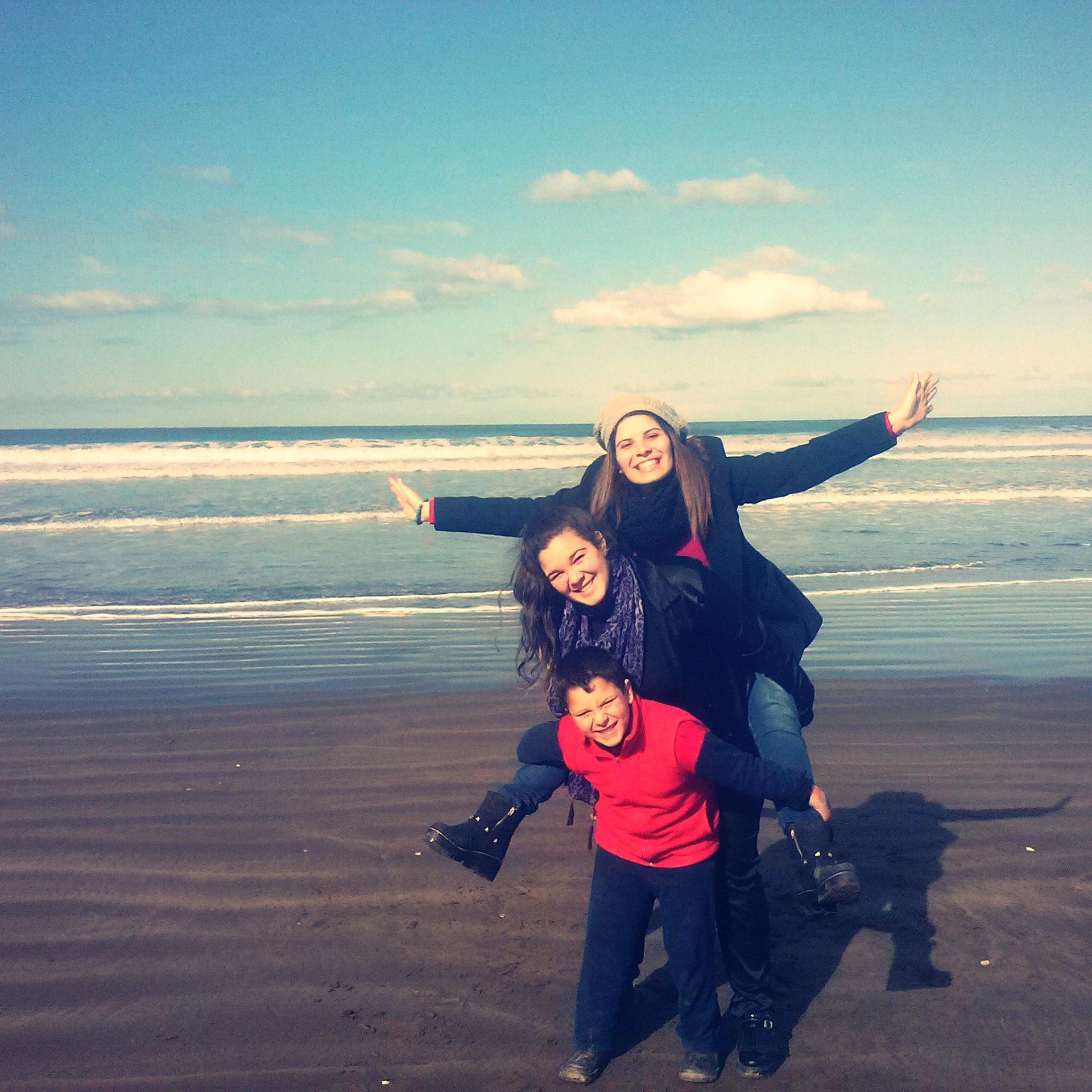 MeelanyDiaz's profile picture. Es inutil evitar lo que dicta el tiempo