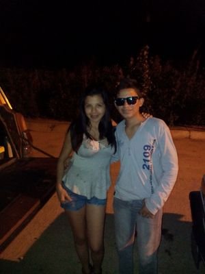 Rumbero no le paro bola a nada me encanta joder y beberrr cn mis amigos etc....!