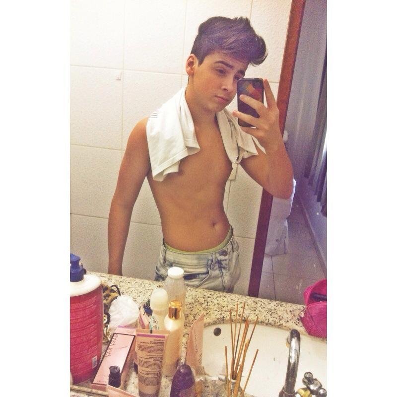 Lindo, Gostoso, Cheiroso e Mentiroso.