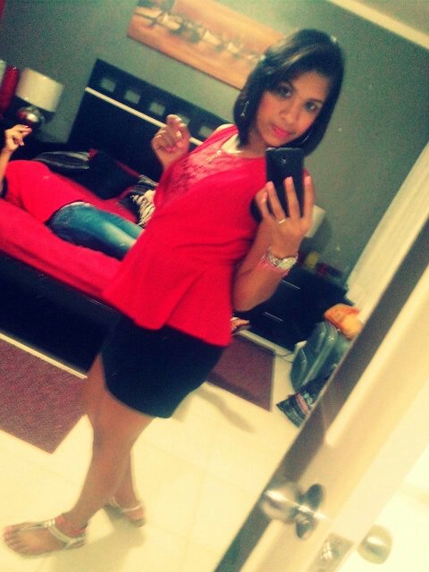 ariis_stevez's profile picture. -''FustrandO ii AadmirandO Aa Tu BOii'ZFriiends''***-'                'Aqii ConTrOla Tuh -_- !