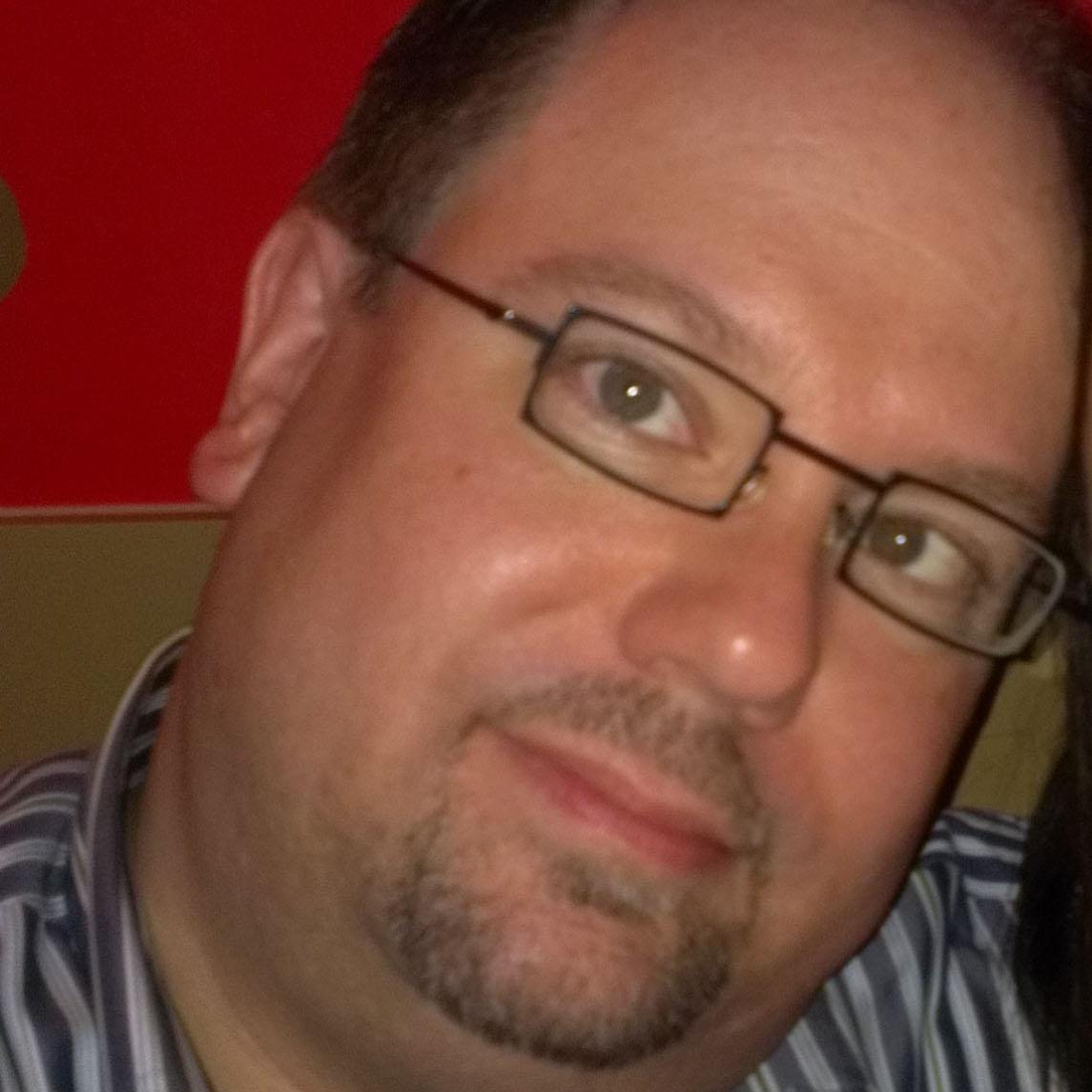Technologist, brand marketer, grammar curmudgeon, gadget freak. Views my own.