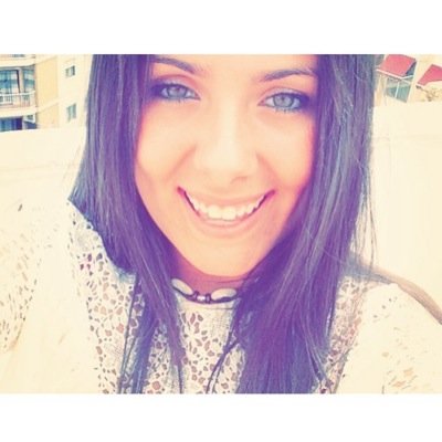 esmasava's profile picture. 