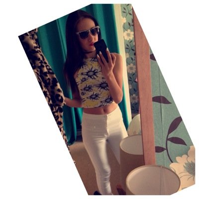 Add me on instagram: X_Dominique_X