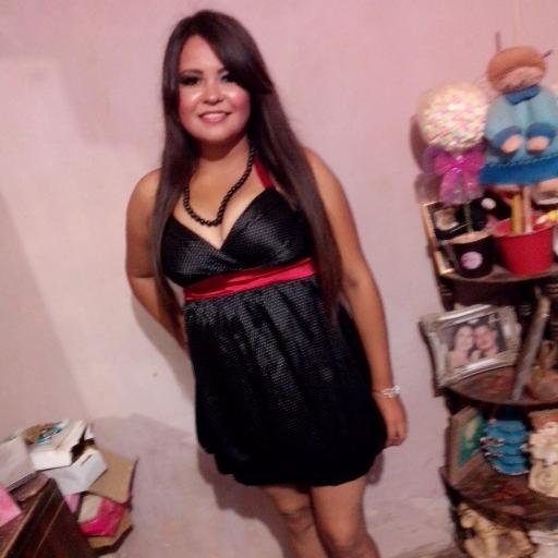 siempre sonríe y se tu misma n.n I love you  One Direction