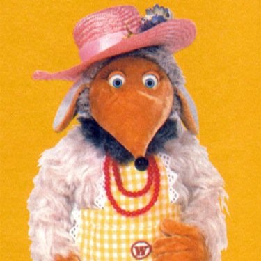 suffolk born and bred but i like to womble around! owner of a spoilt cat.