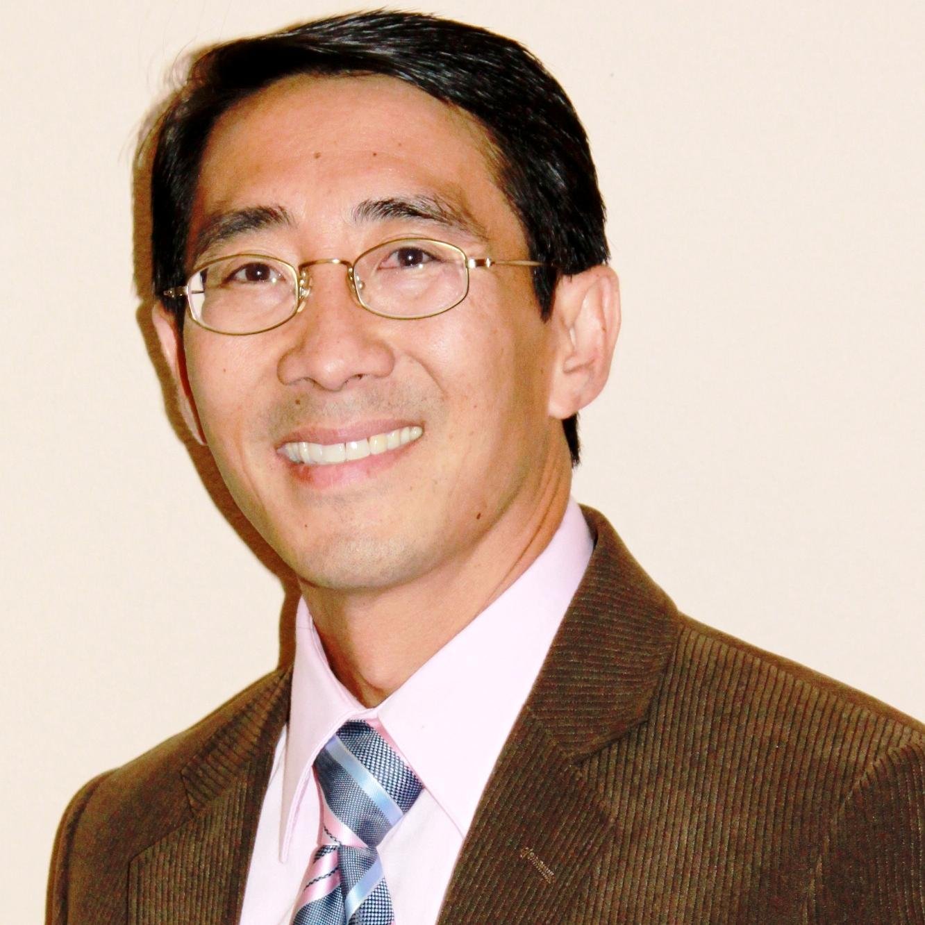 DrDinhLeDC's profile picture. Chiropractic Physician, Founder of Stockton Spine Center: Center for Excellence in Non-Surgical Spinal Decompression Pain Treatment of neck & back pain.