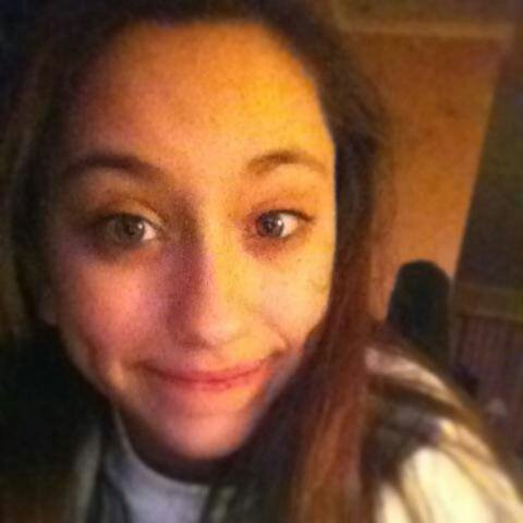 Madi_girl_44's profile picture. 