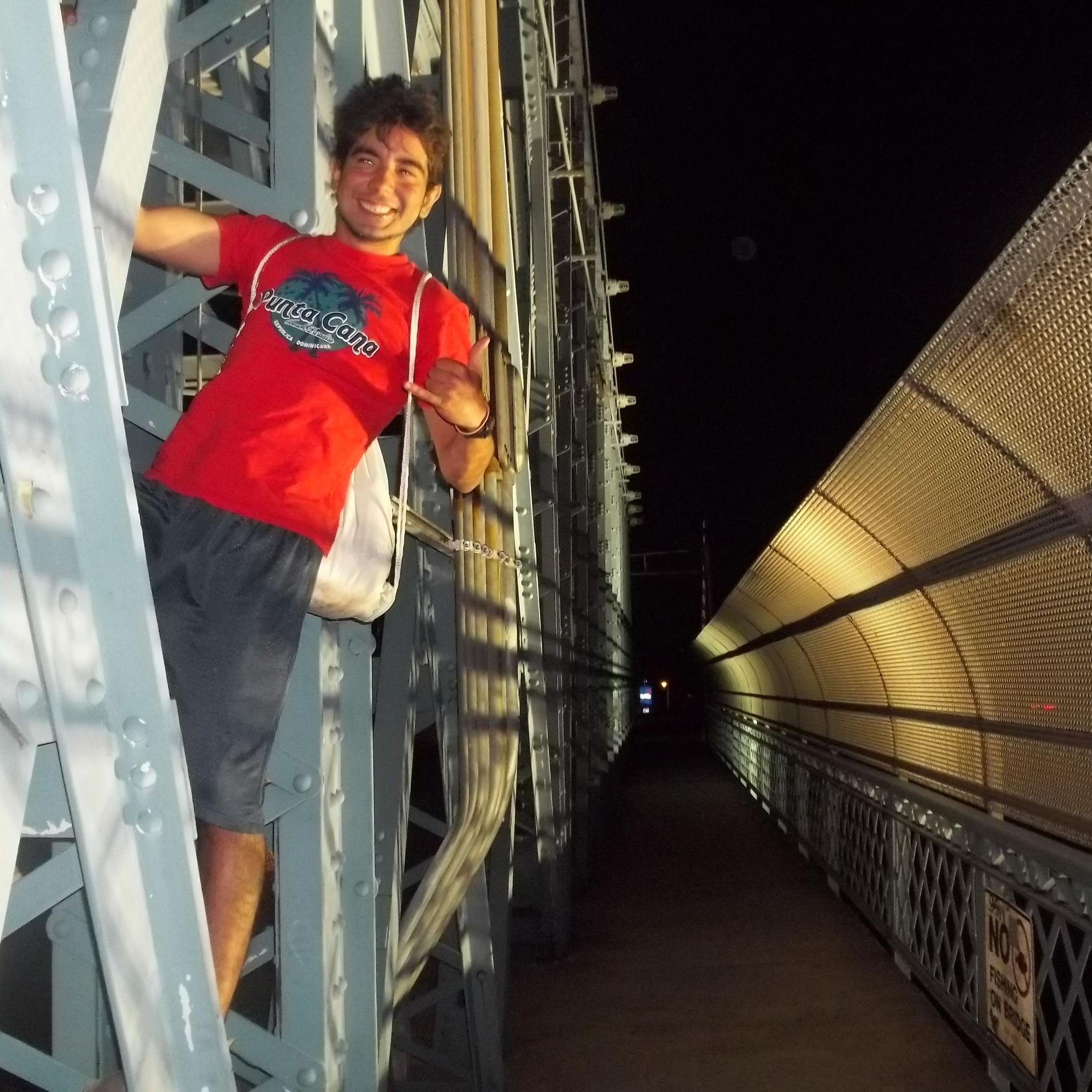 nets101's profile picture. Taking a step at a time, but always have the urge to leap instead.
Be yourself, it works out eventually.