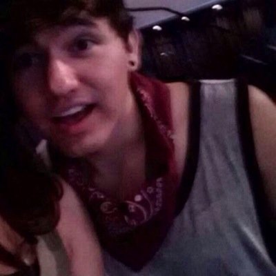 Follow @rickylawlorff bc free follow
