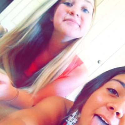 aye_vvillegas's profile picture. stay true to yourself