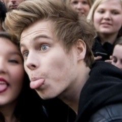 5 seconds of summer isso lá é nome de banda? parece mais aquelas promoções idiotas de picolé