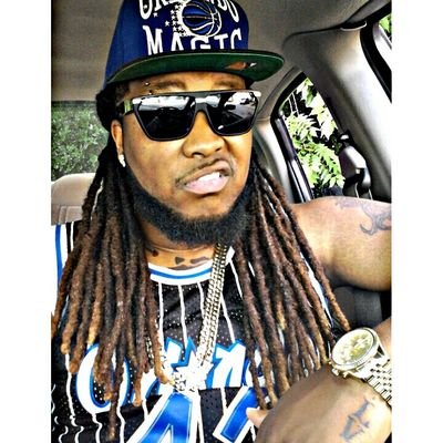 6'4 dreadhead from da 252/336--king of my jungle::#ifloodtimelines #TEAMDREADS #SneakerHead #GetFreshKrew #teamMavs #teamTarheels Instagram :Dreddy_Krueger