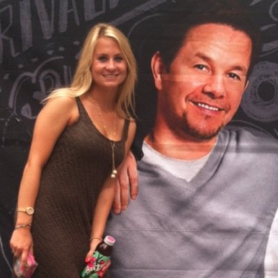 AmySheaaa's profile picture. If you can make a girl laugh, you can make her do anything  -Marilyn Monroe