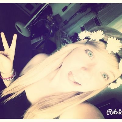 cocacolalover50's profile picture. Im sorry if i give you the impression that i give a damn what you think❤(: