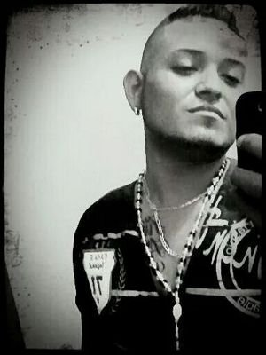 toniiceballoz's profile picture. 