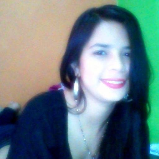 ✿	Las personas son como la luna: siempre tienen un lado oscuro que no enseñan a nadie. (‿◠)✌