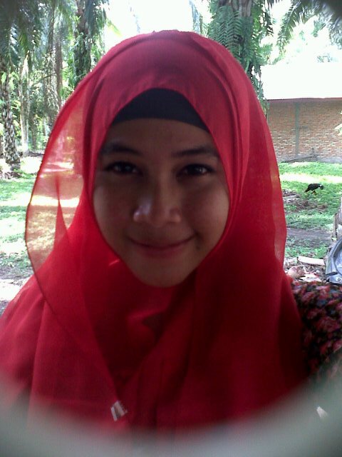 Sangat..sangat menyayangi orang tuaku...'! Dan selalu ingin membuat mereka bahagia...