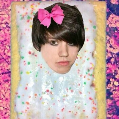 MCRukiddingme's profile picture. @spookyghost420 left me