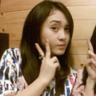 Icha!!! Official Account. Yang merasa diFollow saya, tolong bagikan followbacknya. Terimakasih #AhhIchaa