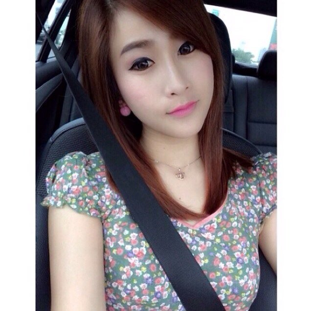 MarinnaNarak's profile picture. ชื่อจริงนางฟ้า ฉายาคนสวย 55+ แต่จงเรียกเราว่ายิ้มหวาน :) ♥ วีไอพีรักบิ๊กแบง My life is so cheerful. ☺ Thx you follow me! ☆☆☆