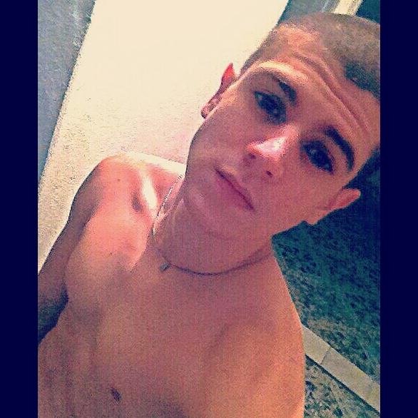 http://t.co/oirAyiFrGU, Whats: 958281189