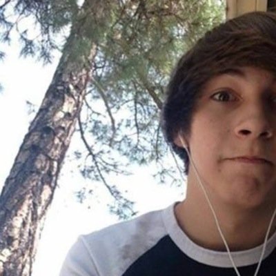 Follow me on instagram - huashton.       Music = life