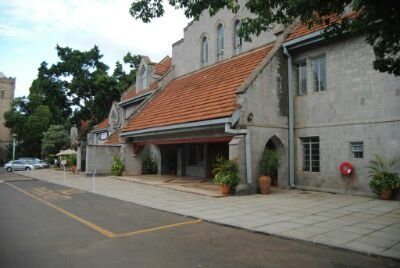 onesong_east's profile picture. 