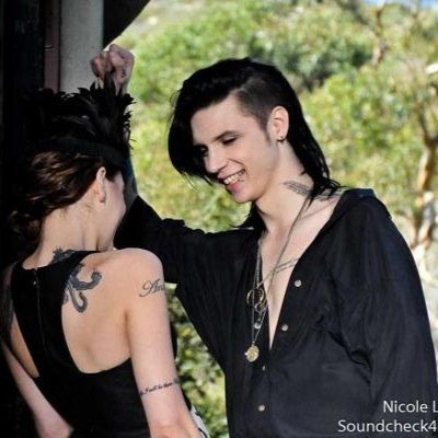 SingingBiersack's profile picture. 