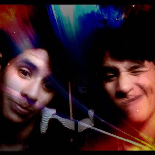 ezequil_'s profile picture. no importa que mire a otra 3 solo m gustas vs :3