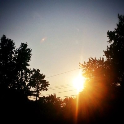 WeAreFamous22's profile picture. 