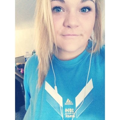 yyc • single • follow me •