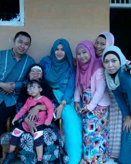 I
  love or اَللّهُ,I love my parents, I love my Grand Parents,I love my 
 Friends,and I ♥(OA)♥☺☺