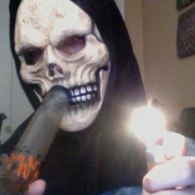 Hi muM im posti nG meemz on the interN webz and im fucKi ng BLAZED !!!!