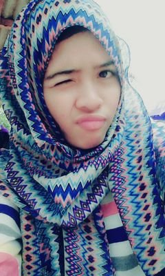 Name : Elyaa Jasmine. TTL : bks, 04des99. Address : tanah baru, cikarang, jawa barat :-) I'm school in SMKN2cikbar. Class X AP 1