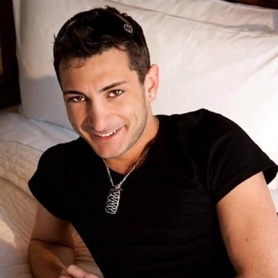 BeansPaulie's profile picture. a cross between a fantasy of the bedroom and a saint !