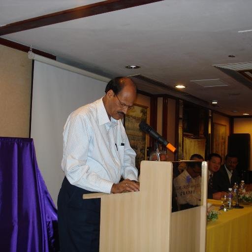 slsrefractory's profile picture. 