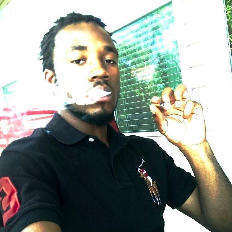Repping the 513 to the fullest! Cincinnati Ohio born n raised!! STONER GANG THE MOVEMENT! THE FOUNDATION !! GO CHECK THE MUSIC OUT IF YOU DON'T BELIEVE ME!
