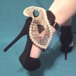 masked_milf's profile picture. #cum with me #follow a #sexy #MILF #camgirl for #NSFW #nudes #CommiTiTTy Member XXXOXXX Masked MILF