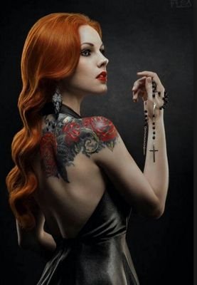 Red-head who loves my kids. I'm a sucker for cowboys, tattoos, rock & country music, beautiful cars & a great pair of high heels.