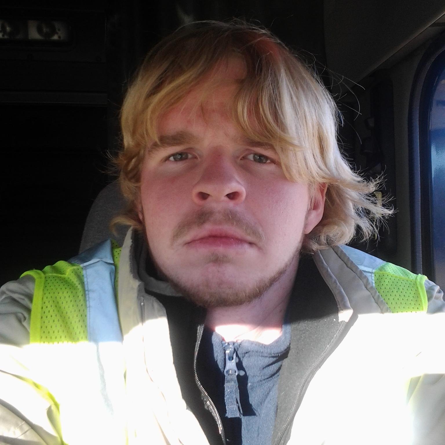deatonsystems's profile picture. Truck Driver with Paschall Truck Lines.
If you are not a real person. DO NOT FOLLOW ME.
NO organizations of any sort may follow me.
