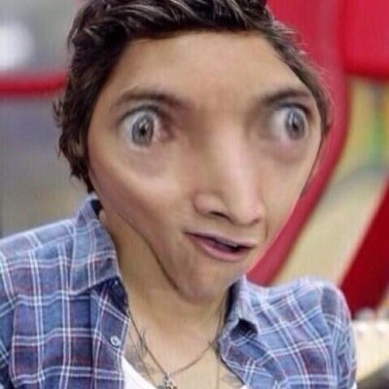 {dont follow this account, follow @grxngeharry_ because she gave you this free follow, follows back just ask}