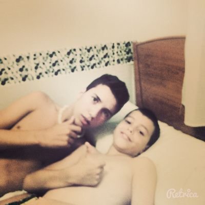 Atleta del playas de castellon,vallista y jubilado del futbol. Mi tipo de musica preferida es el electro y el hardstyle