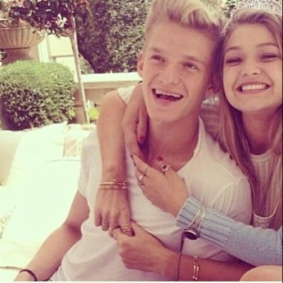 -Together ? She said.
-Forever. He whispered.