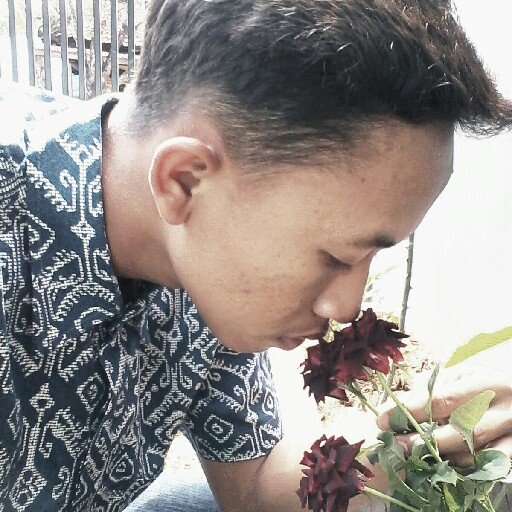 Bekerja saat ini dan Sukses saat ini