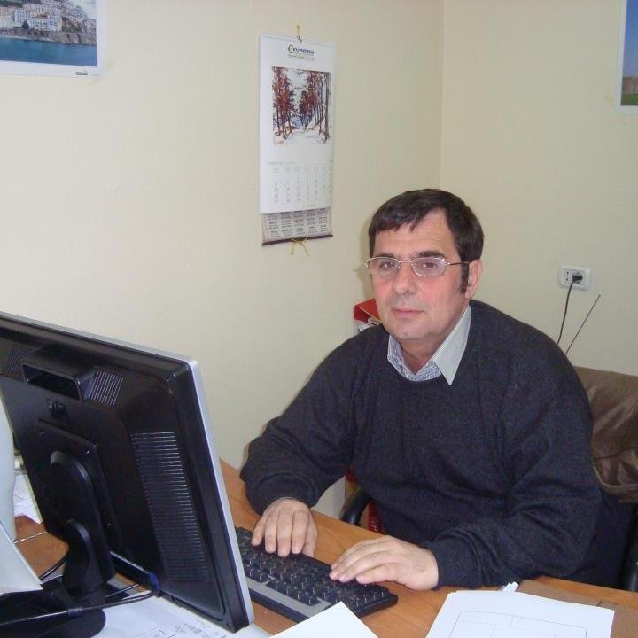 e_metie's profile picture. 